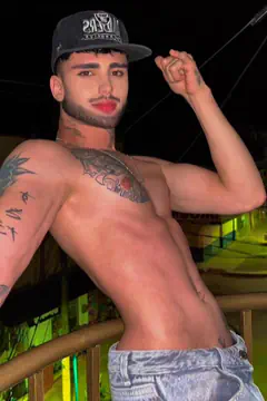 Estiven - Foto d186bcf4-d03c-40e9-b3a7-f2c7030ab27e