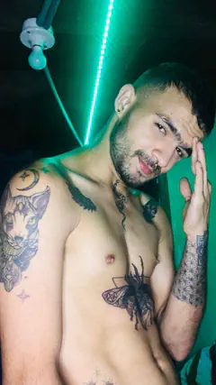 Kevin - Foto d32fe9e3-60d0-4446-60b6-ee39d76d0d00