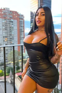 Melany - Foto d5120e44-d0c0-47d7-bded-616b00031c55