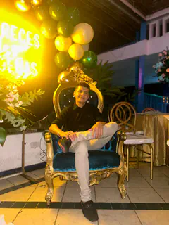 Charlie - Foto d585c245-ea13-4aeb-ba69-496dd0c13200