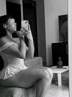 Laura - Foto d811dfbe-ee21-41fa-ab29-f7decfc7f689