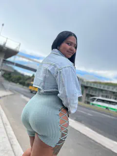 Negra exótica de tetas y culo grande🍑🔥 - Foto d8473156-8a6a-43df-9847-633a7cd0ac00