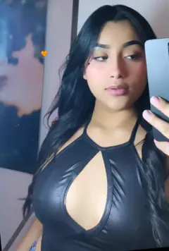 Michelle - Foto d879b1de-46a9-4026-943d-ef799fd1d1c5