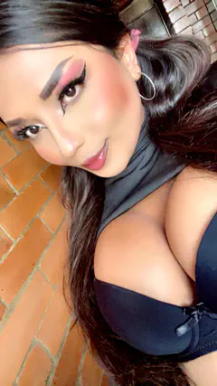 Veronica - Foto d9d0f026-8f80-45c5-af4c-ac7b9c51f914