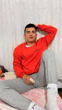 NicoláS - Foto dbfa7725-186b-454b-94dc-a4b0048d0d28
