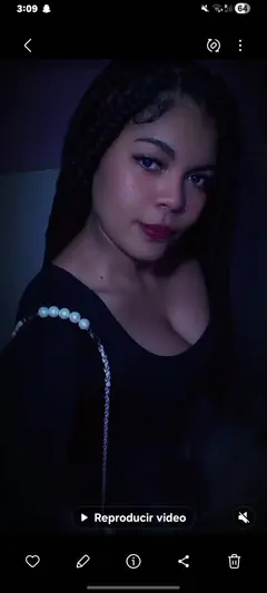 Angela - Foto dc275468-b307-4b7c-94e2-e81e38b5f958