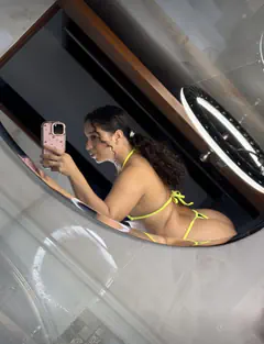 Yessica - Foto dc6c1f6b-90d4-4290-af0b-41a4677a237e