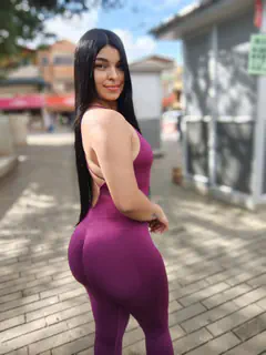 Lina - Foto dd905cff-3954-4dd5-af59-1c37b082b05b