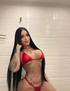 Juliana - Foto ddb9222f-4a9f-4006-99f5-3ef68d4fb9ad