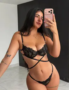 Camila MedellíN - Foto de502416-6005-4bc4-891a-84835d055392