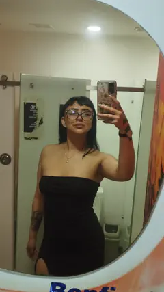 Emily - Foto de6cf93d-37c0-423f-9f91-5f447dcc90eb