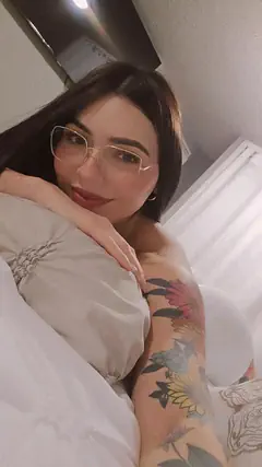 Yesenia - Foto ded2c99a-075e-4d2f-9fcc-609c242e72e0