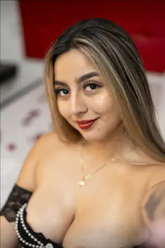 Jenny SuáRez - Foto dff819fd-b85f-4722-9f6c-b2c748fc79aa