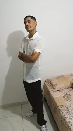 Lucas - Foto e0f781c0-4aa4-4e76-89a0-0ea0cac29040