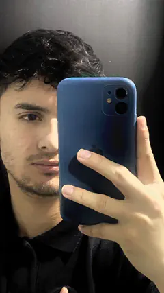 Julian - Foto e295db25-6a05-428a-9ac0-173691345436