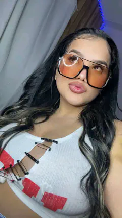 Stefania  Higuera - Foto e323906d-fdde-430e-9afe-706da8abef64