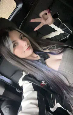 Valentina - Foto e3fd3010-9921-43cf-96d5-e8d5681556dc