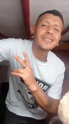 André - Foto e44e2c8f-a74f-49e7-83d3-0e4a3591bde9