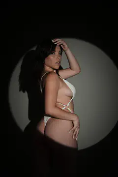 Ashley Miller - Foto e73928ca-2d9c-4ddf-a991-e34c9fa6d883