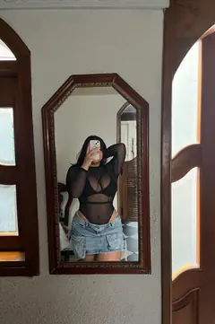 Amaranta - Foto e85b6b1e-869a-40ff-9ce4-a9131032316d