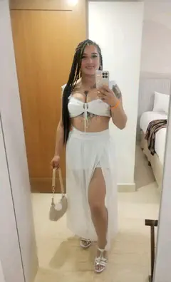 Alejandra - Foto e87e39a5-e39d-4ac8-8a81-1d4842be88d1