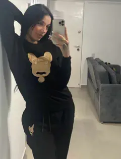 Laura Alzate - Foto ea900922-98df-4ee0-9b8b-df2833f1504d