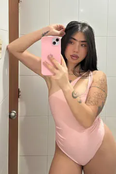 Dayanna - Foto eb8cffe8-a766-46a5-ac04-7d3aa4437ad5