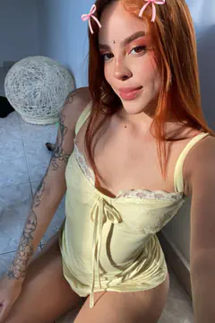 Selena - Foto ece672ce-8aeb-4d78-b893-5f77401c98ee