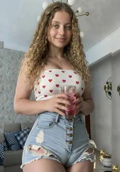 Talia - Foto ed6c4ca5-815c-48d3-8a71-2495acdd0690