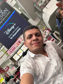 Charlie - Foto f1041182-5ff8-48cc-4b18-8fbb43b7f800