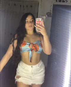 Lauren - Foto f152afdb-aff6-417b-b28e-5d9e09e719f0