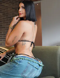 Lorena - Foto f4913796-6478-449c-93c0-3701eee6202c