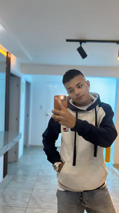 Thomas - Foto f4b4017c-f30b-4e09-96fd-ff65402171a7