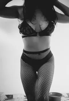 Amelia - Foto f4e55037-2e98-4e6e-af03-4da97198f165