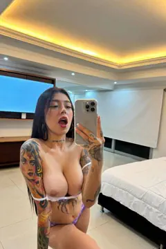 Melanie - Foto f60c90c2-eeaf-4c6c-865d-824f68236281
