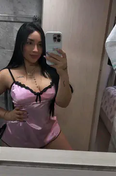 Emily MedellíN - Foto f75b96a5-8dbc-4ab1-ac63-cdc2f23ec917