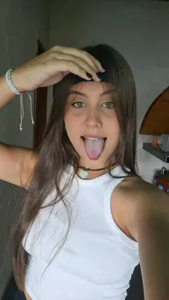 Isabel - Foto f9fc04b2-05b8-4436-ae33-1eb8cb339c11