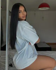 Samantha - Foto fd825a66-3f88-41d0-8cd8-7eccd687ea82