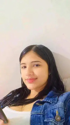 Yulianna - Foto fd964855-a3cf-49bf-b6ba-5ca203643375