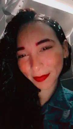 Vanessa - Foto fdebfa65-fc98-46ff-b3b6-c8379d6832e8