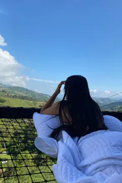 Mariana - Foto fef27a15-a5b0-436c-90c4-917d56b14834