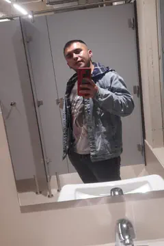 Juan - Foto ff8e1ea9-7230-403e-929d-55c4e5d790e9