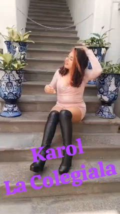 Karol La Colegiala - Foto 08fa0d3b-1d7f-4636-b5b6-c89ee643ab45