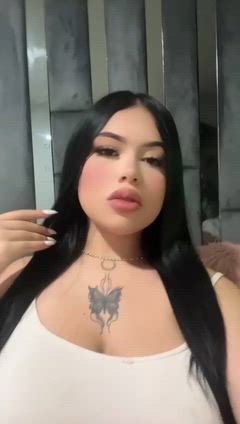 Antonella Gomez - Foto 1f3c9a16-27cf-4349-bb26-84b78ab1ec6c