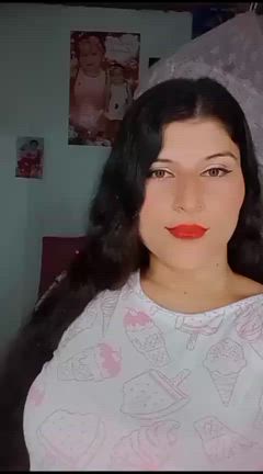 Kelly - Foto 2464338a71cd49e89da6ffd352500b42