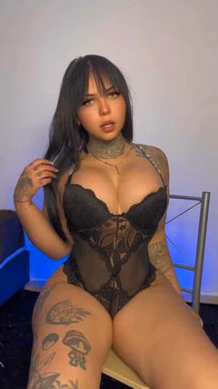 Alexa - Foto 2d6421ec-a7e7-4d0e-bcdf-cace183d5631