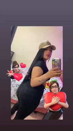 Mariana - Foto 46eba5d9-ea11-4fa9-98c0-3122d0c1cf18