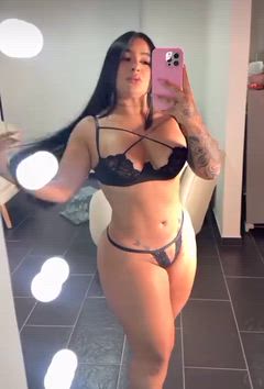 Michelle - Foto 4a881e7b-5ccb-4120-94f5-33bbd59e8739