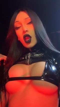 Mistress Victoria - Foto 7113a7fb-2913-4487-86d2-300d38da87e0