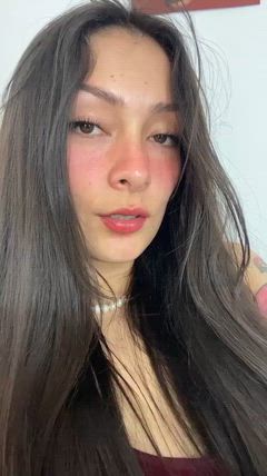 Angela Daniela - Foto 857844c4-c1e7-4615-8d5a-bc6ed9dd2a08